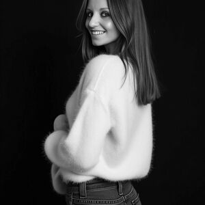 Meet your Posher, Kayla